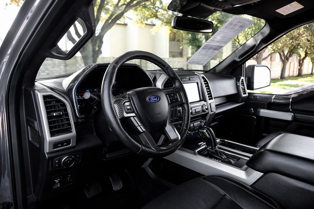 2018 Ford F-150 photo 2