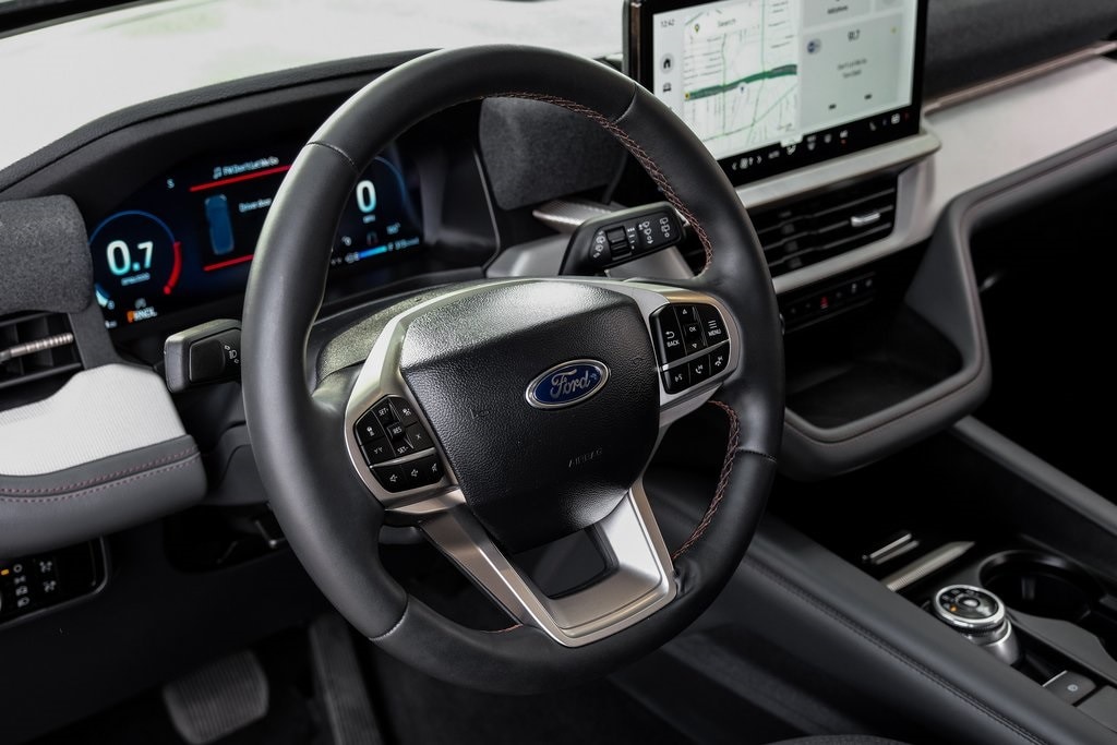 Used 2025 Ford Explorer Active SUV