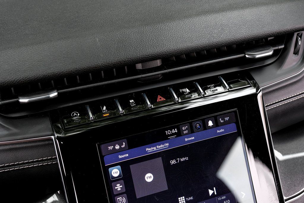 2023 Jeep Grand Cherokee Laredo - Photo 36