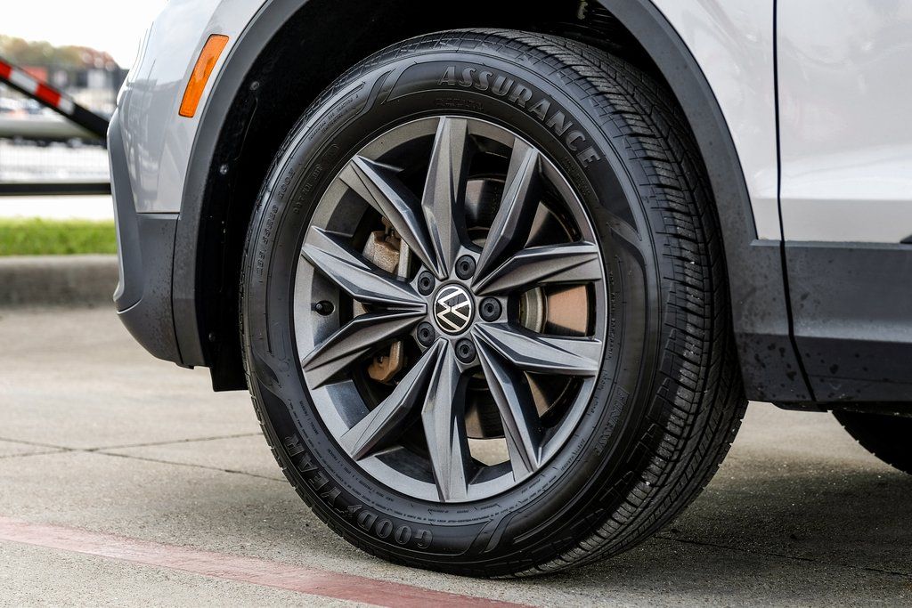 2022 Volkswagen Tiguan SE - Photo 67