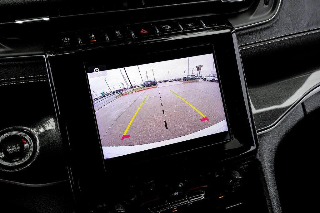 2023 Jeep Grand Cherokee Laredo - Photo 31