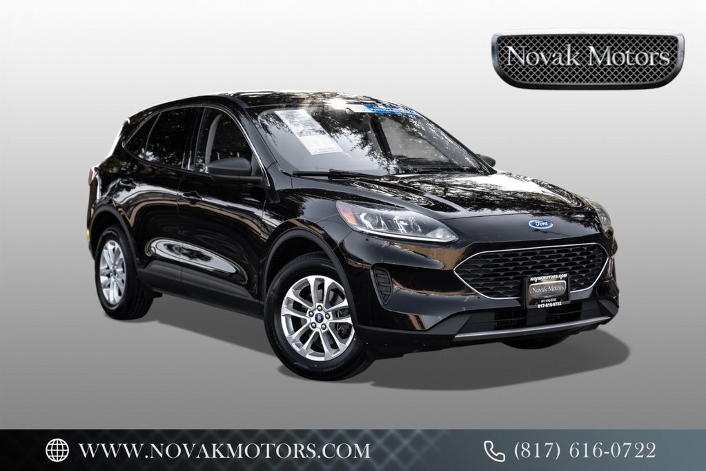 2022 Ford Escape SE's photo