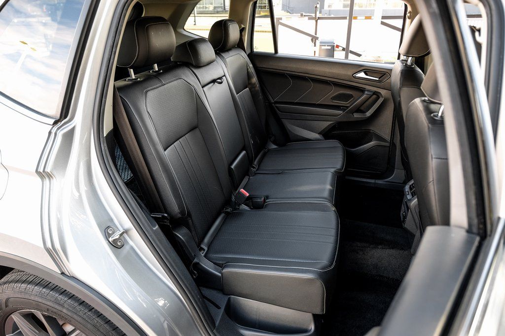 2022 Volkswagen Tiguan SE - Photo 49