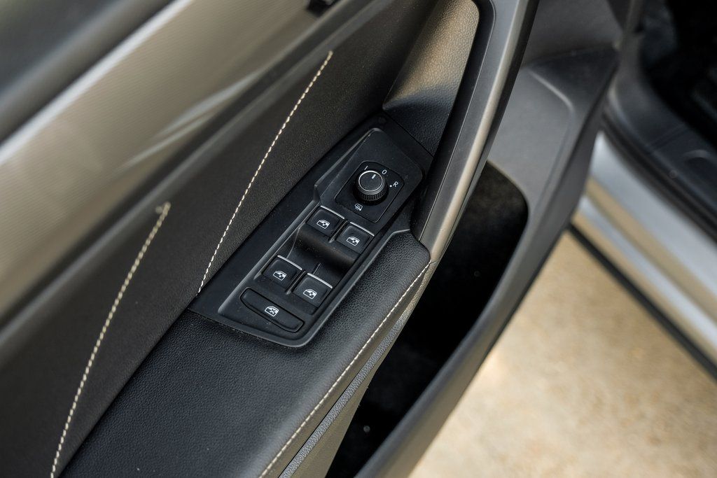 2022 Volkswagen Tiguan SE - Photo 57