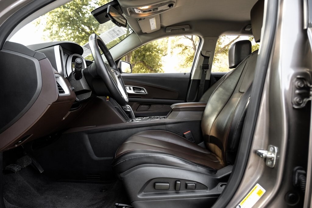 2012 Chevrolet Equinox LT photo 3