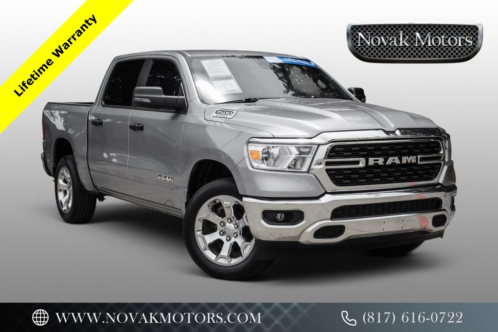 2023 RAM 1500 Big Horn/Lone Star 4x4 Crew Cab 5'7's photo