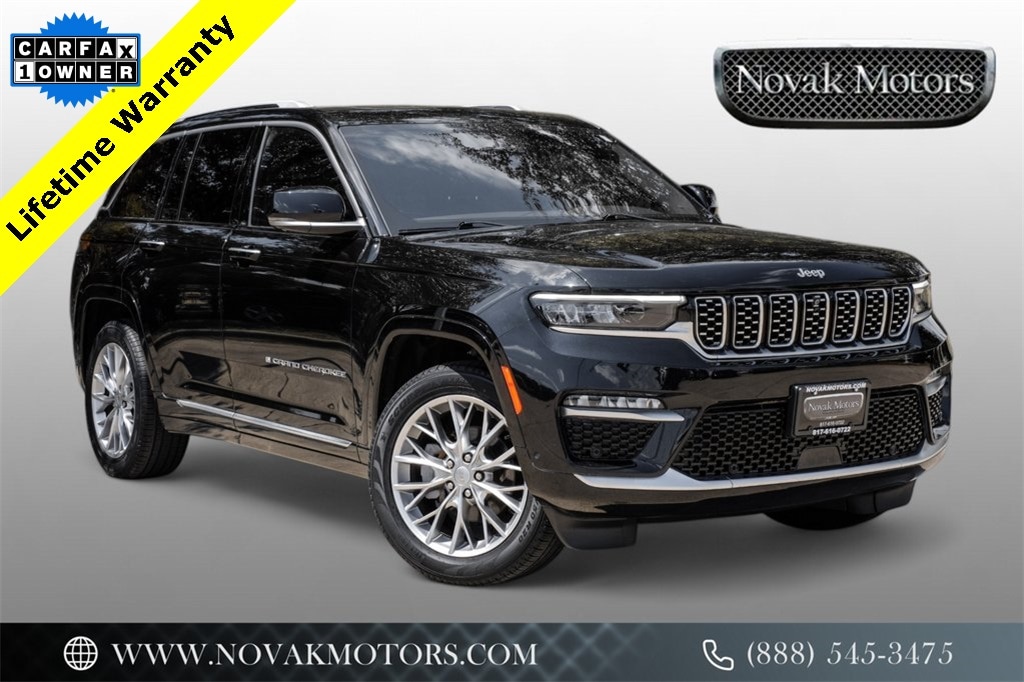 2022 Jeep Grand Cherokee Summit's photo