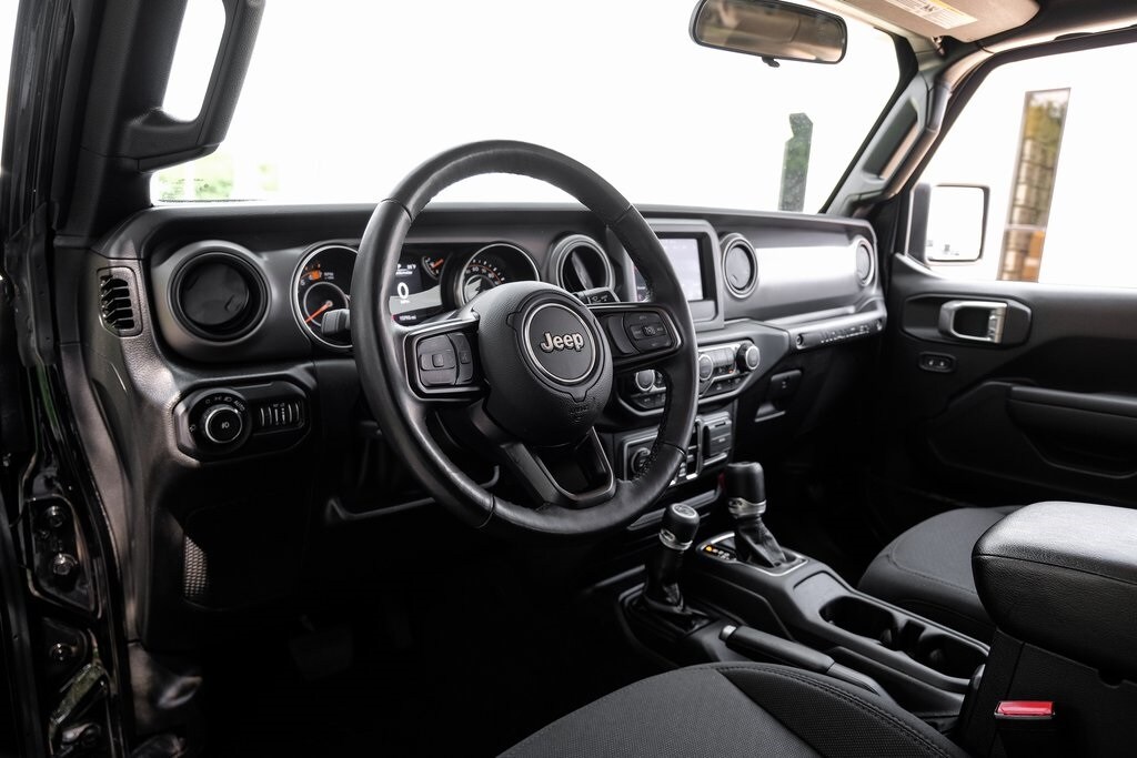 2022 Jeep Wrangler Unlimited Sport S photo 2