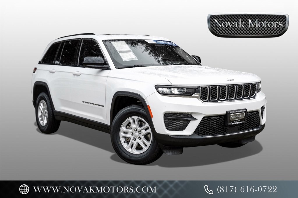 2023 Jeep Grand Cherokee Laredo's photo