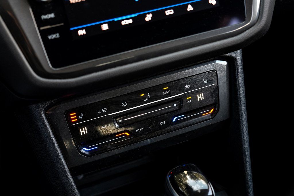 2022 Volkswagen Tiguan SE - Photo 37