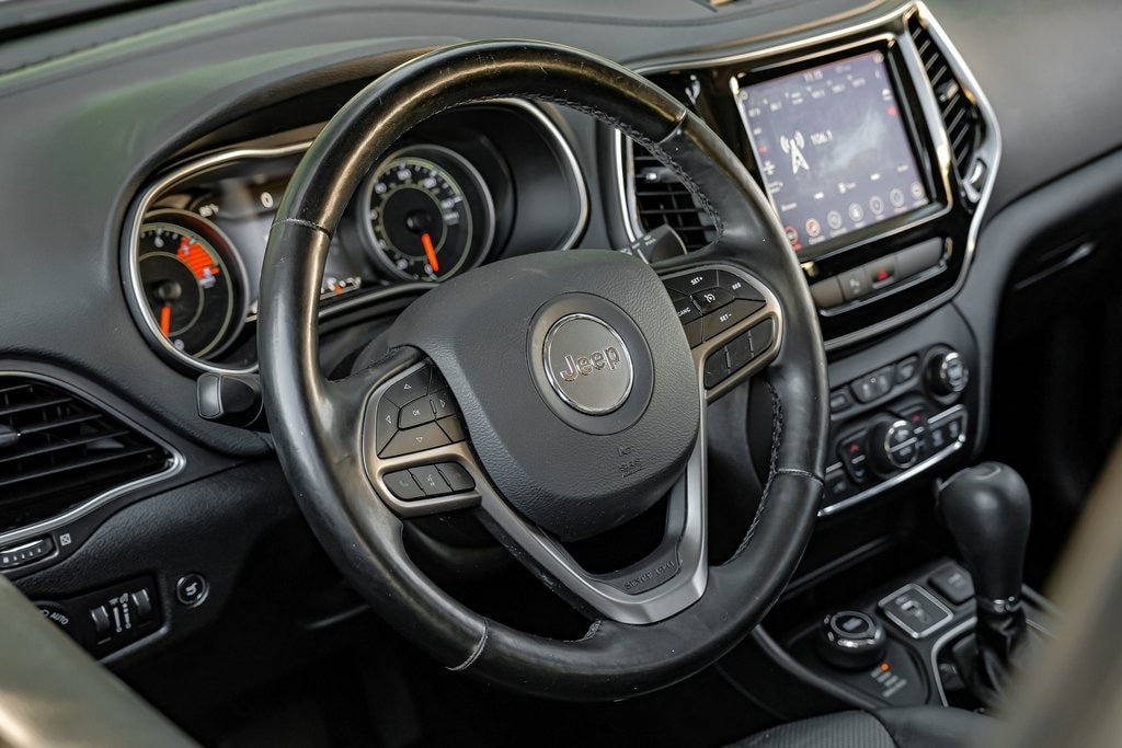 Used 2020 Jeep Cherokee Limited SUV