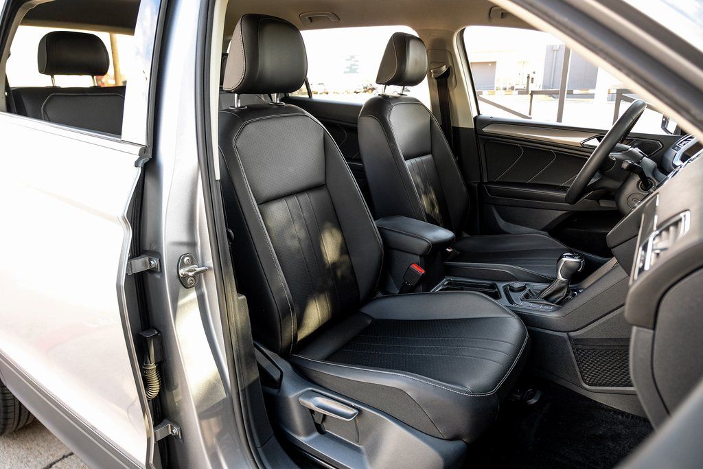 2022 Volkswagen Tiguan SE - Photo 48