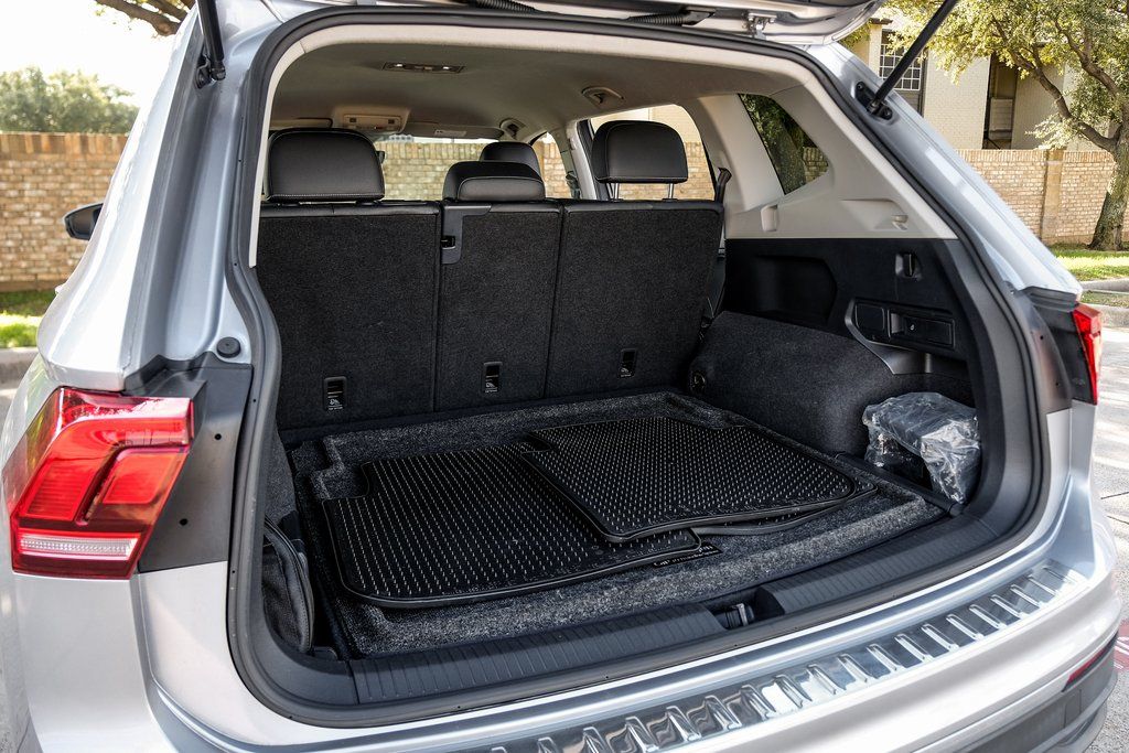 2022 Volkswagen Tiguan SE - Photo 65