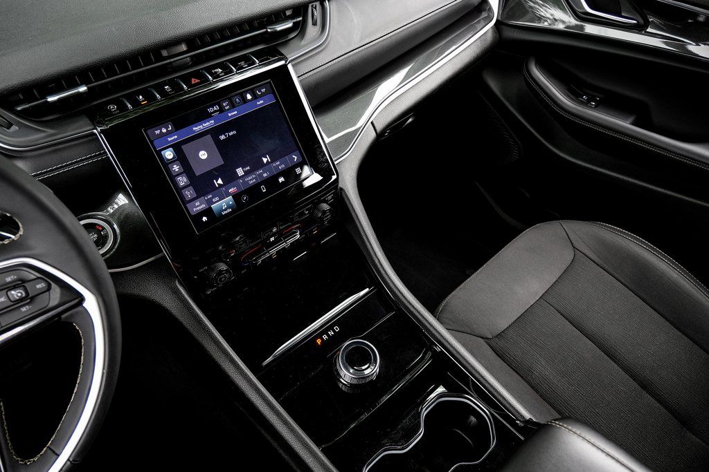 2023 Jeep Grand Cherokee Laredo - Photo 35