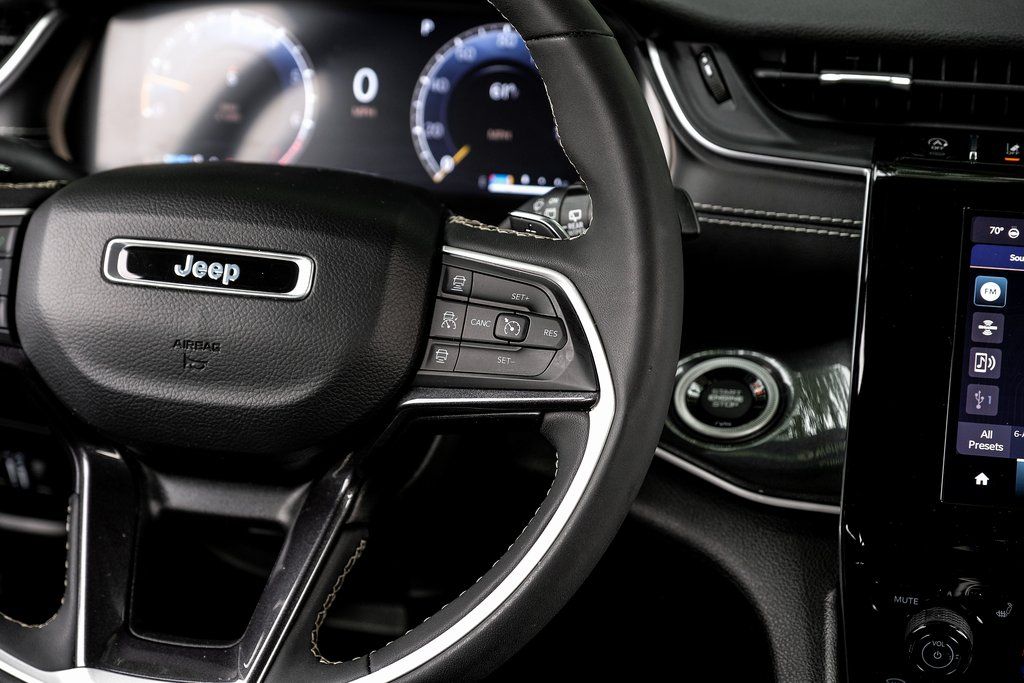 2023 Jeep Grand Cherokee Laredo - Photo 28