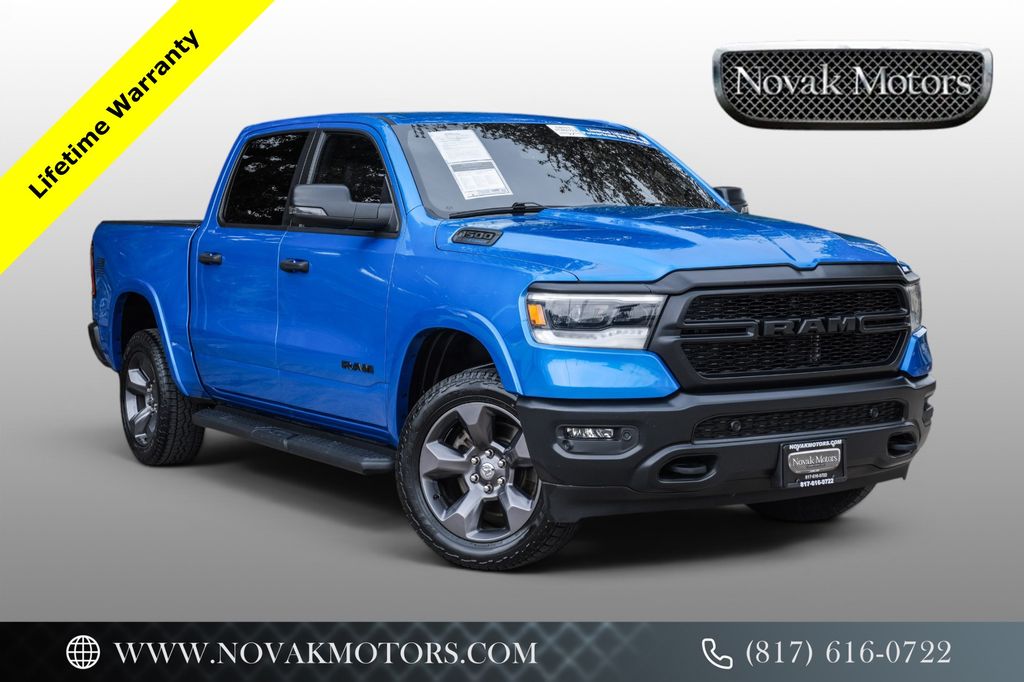 2023 RAM 1500 Big Horn/Lone Star 4x4 Crew Cab 5'7's photo