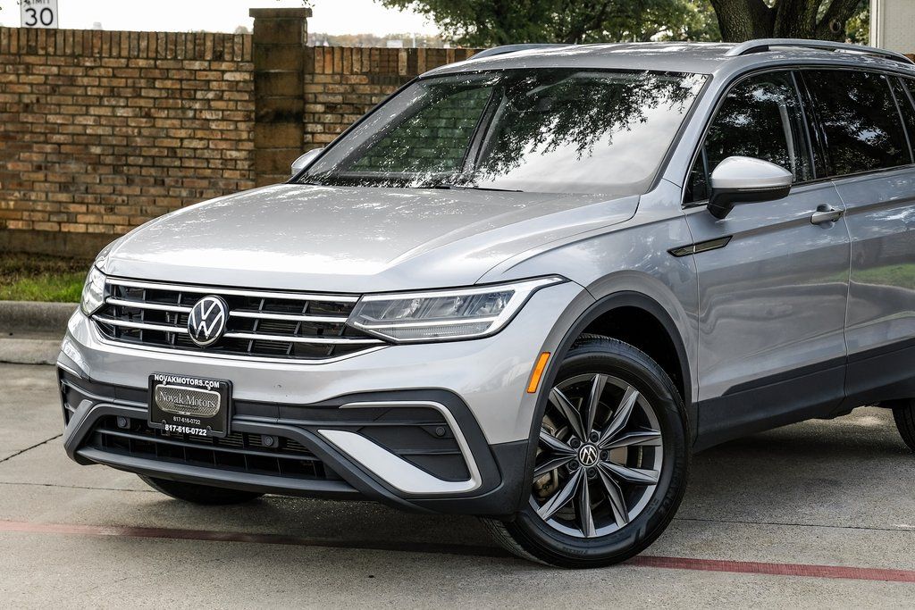 2022 Volkswagen Tiguan SE - Photo 12