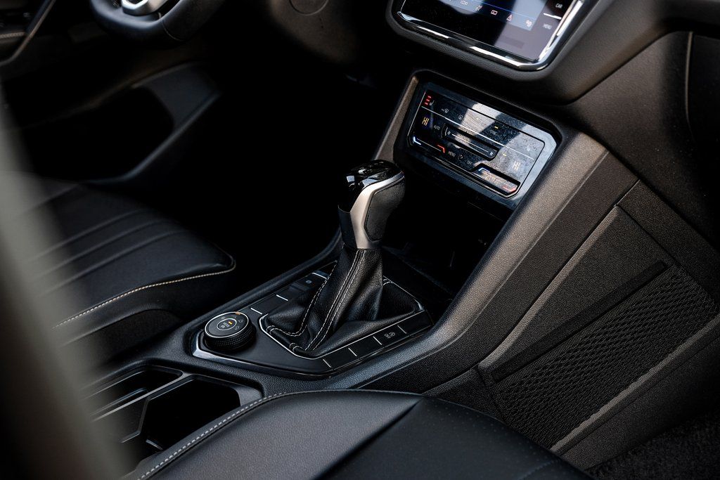 2022 Volkswagen Tiguan SE - Photo 32