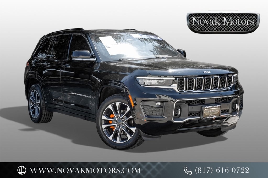 2022 Jeep Grand Cherokee Overland's photo