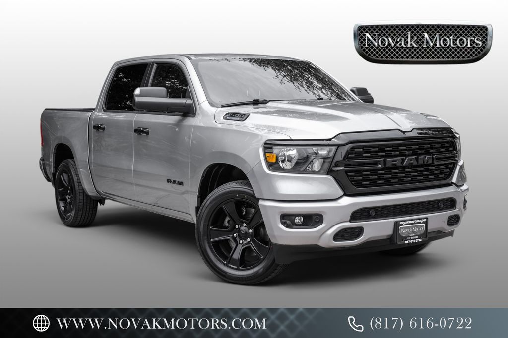 2024 RAM 1500 Big Horn/Lone Star 4x4 Crew Cab 5'7's photo