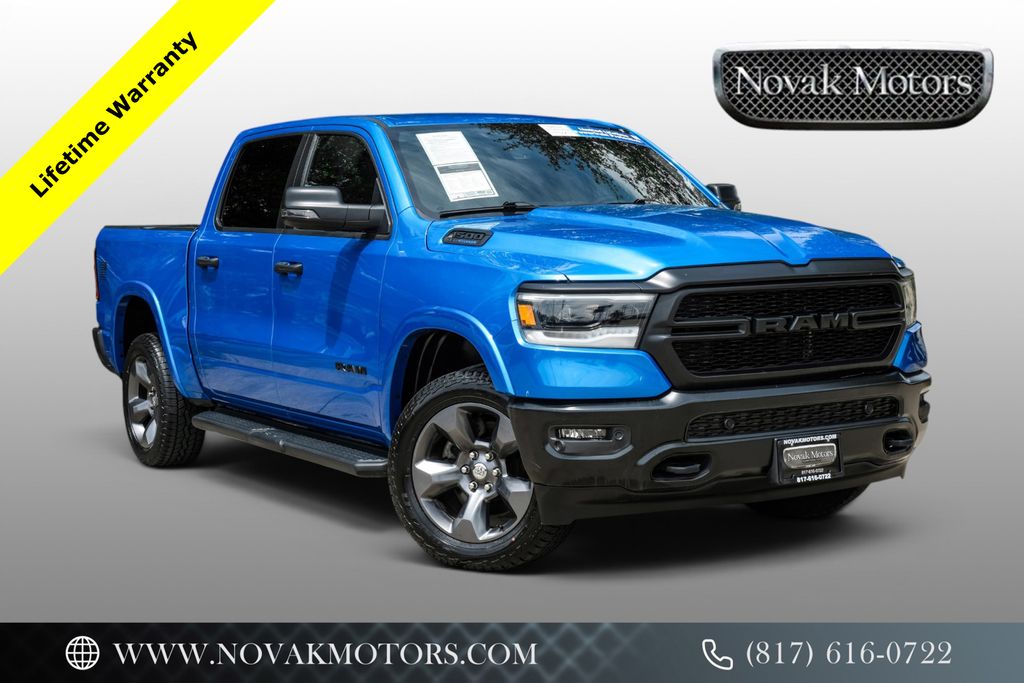 2023 RAM 1500 Big Horn/Lone Star 4x4 Crew Cab 5'7's photo