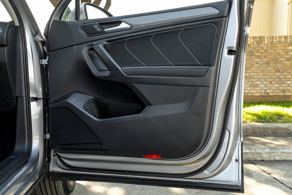 2022 Volkswagen Tiguan SE - Photo 58