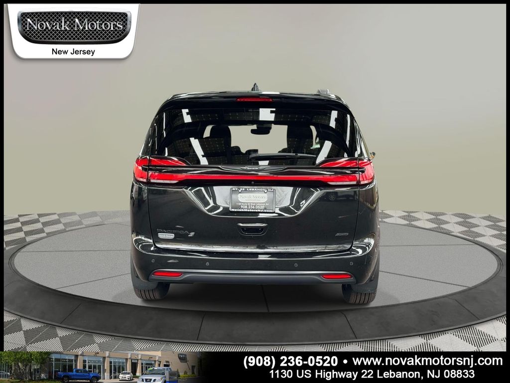2021 Chrysler Pacifica Touring L - Photo 7