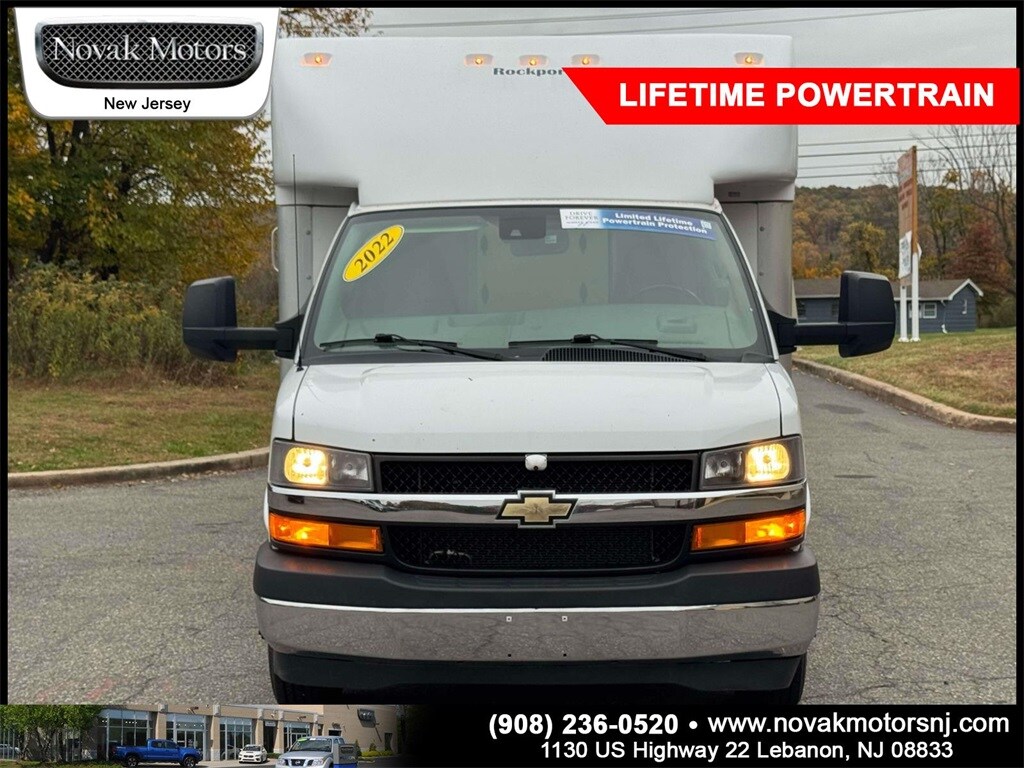 2022 Chevrolet Express 3500 Work Van photo 2