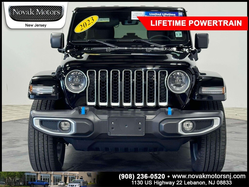 2023 Jeep Wrangler Sahara 4xe photo 2