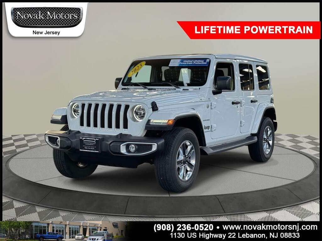 2023 Jeep Wrangler Sahara photo 3