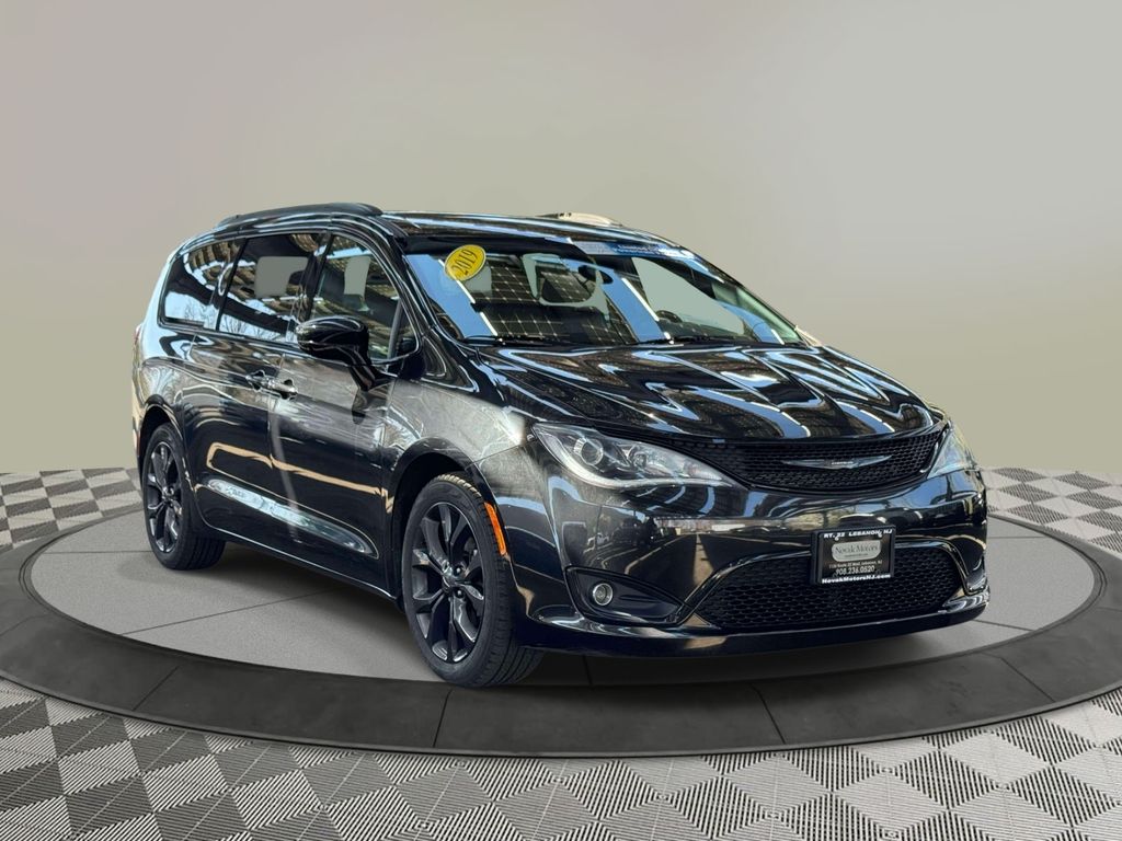 2019 Chrysler Pacifica Touring L