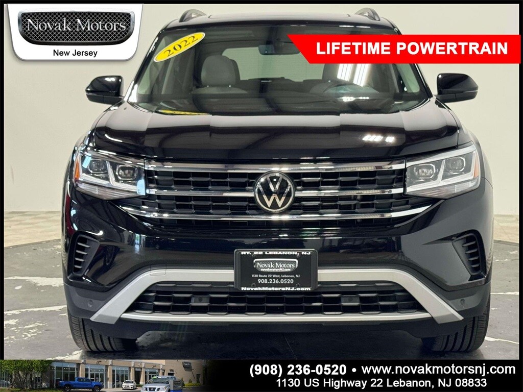 2022 Volkswagen Atlas SE Technology photo 2