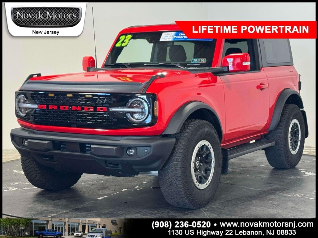 2023 Ford Bronco Outer Banks photo 3