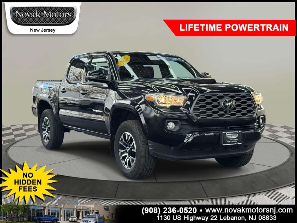 2022 Toyota Tacoma TRD Sport's photo