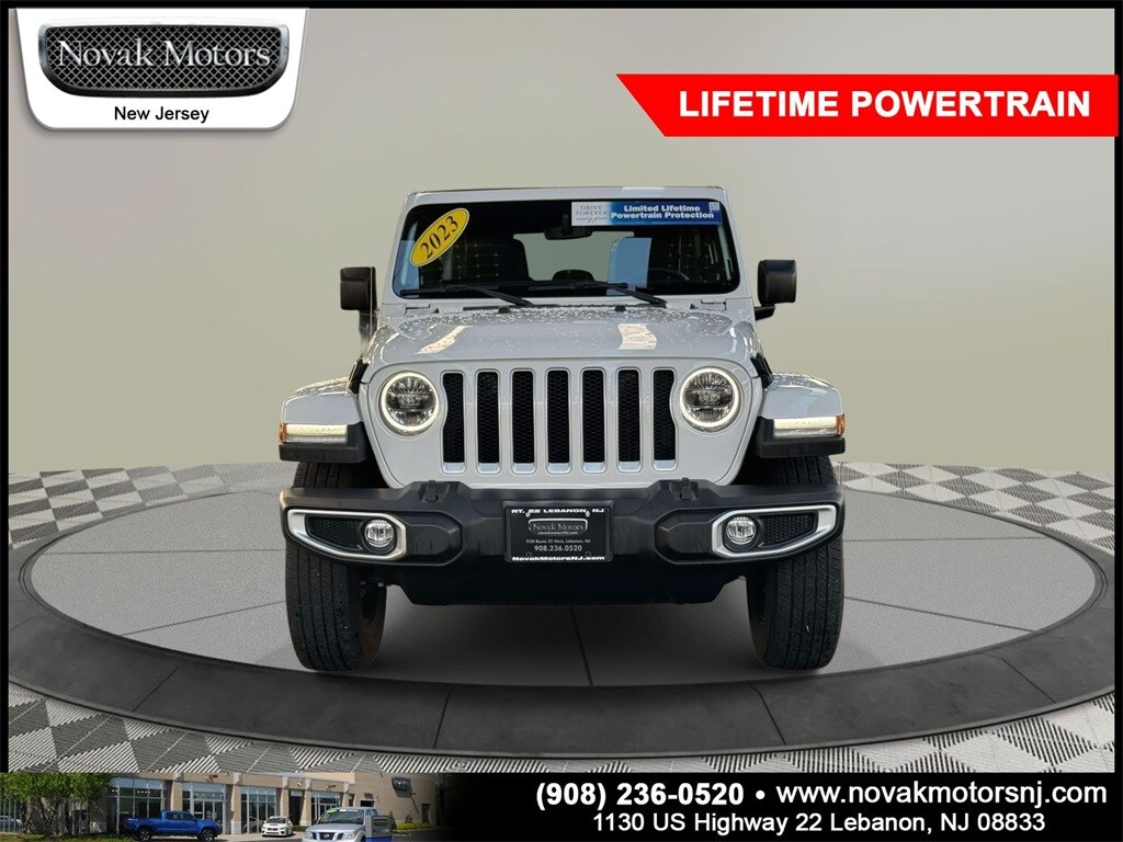 2023 Jeep Wrangler Sahara photo 2