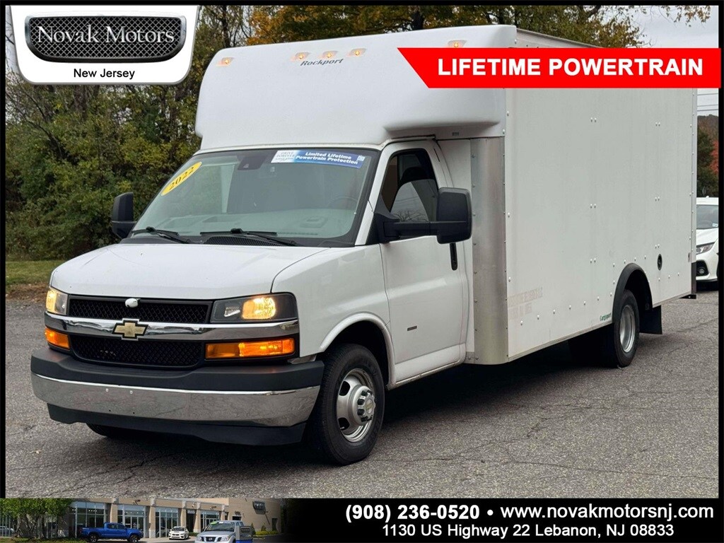 2022 Chevrolet Express 3500 Work Van photo 3