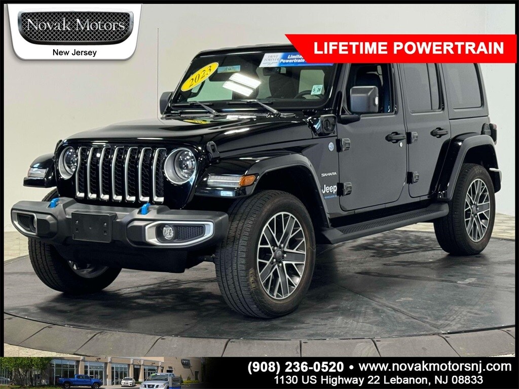 2023 Jeep Wrangler Sahara 4xe photo 3