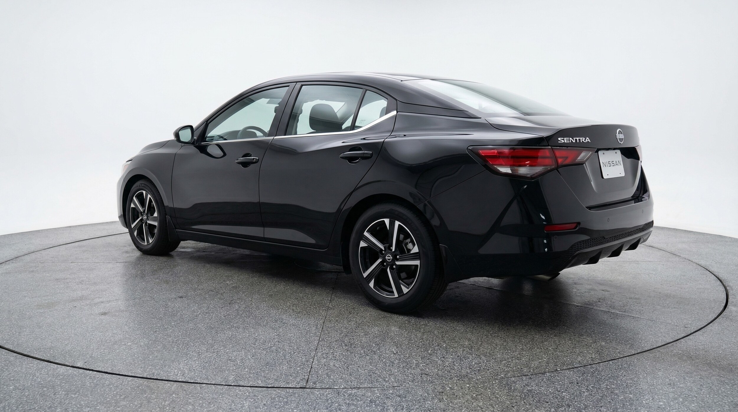 Thumbnail: 2025 Nissan Sentra - 5