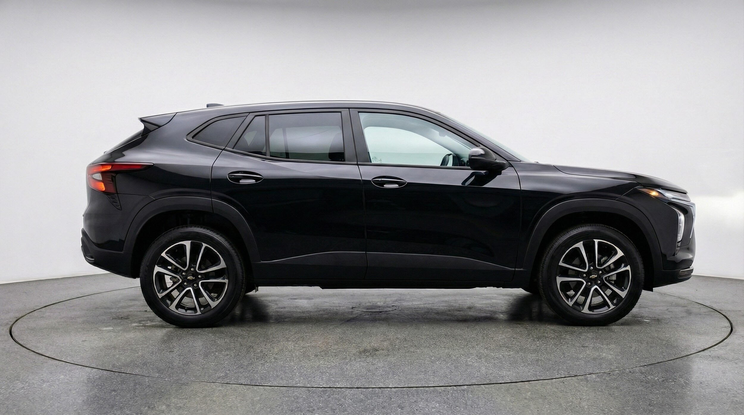 Thumbnail: 2025 Chevrolet TrailBlazer - 8