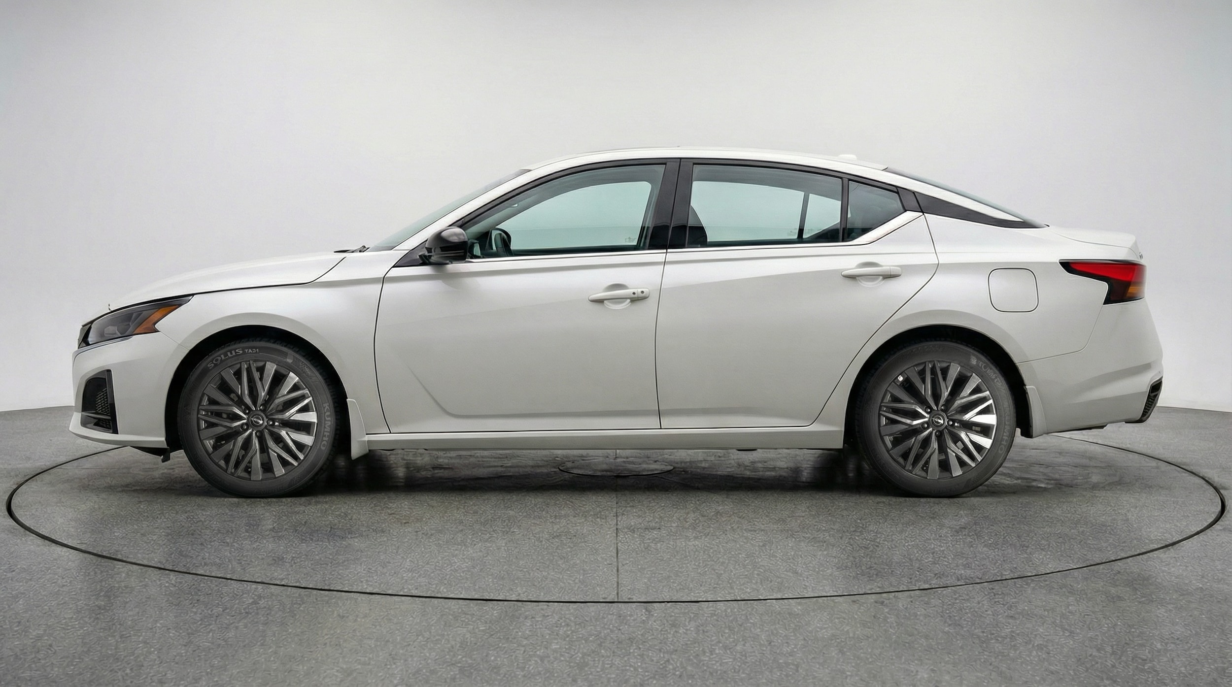 Thumbnail: 2025 Nissan Altima - 4