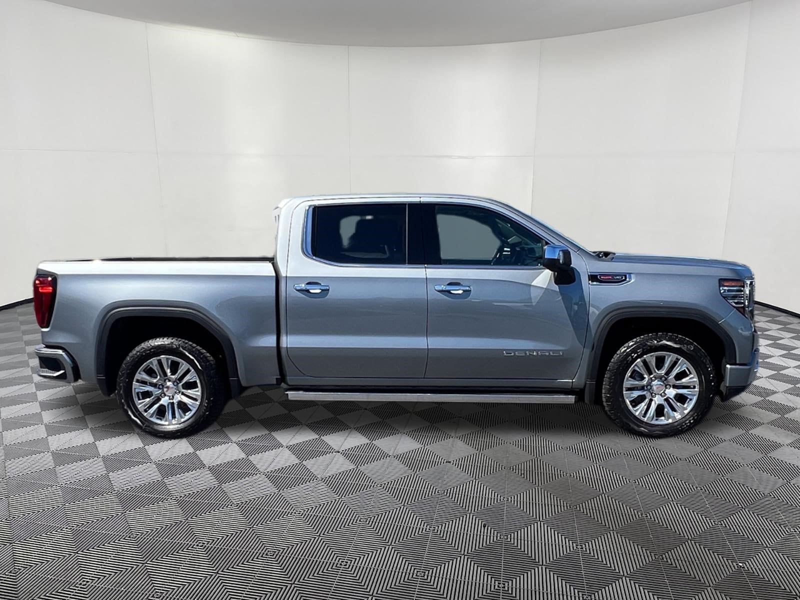 2026 GMC Sierra 1500 Denali - Photo 7