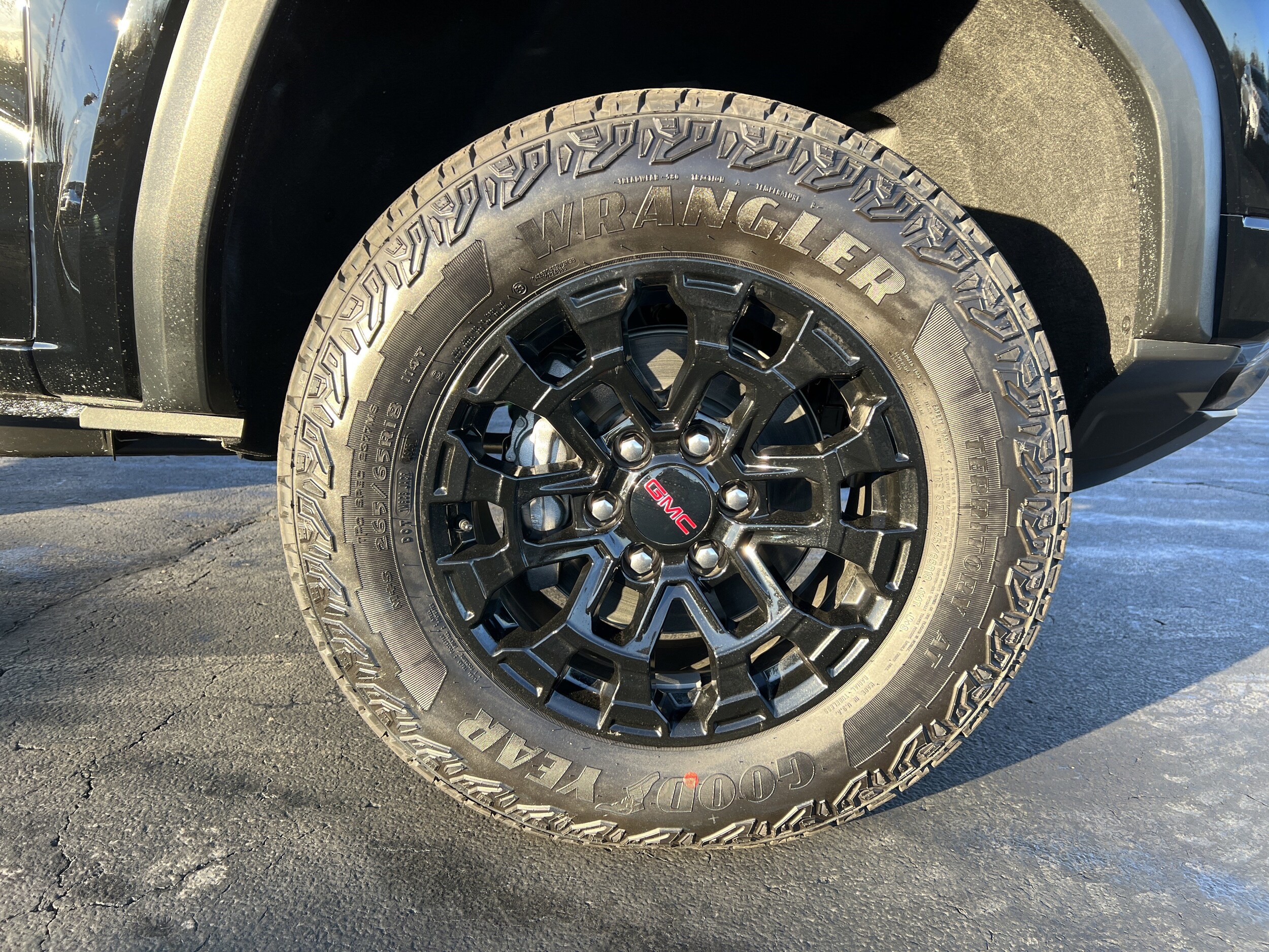 2026 GMC Canyon Elevation - Photo 10