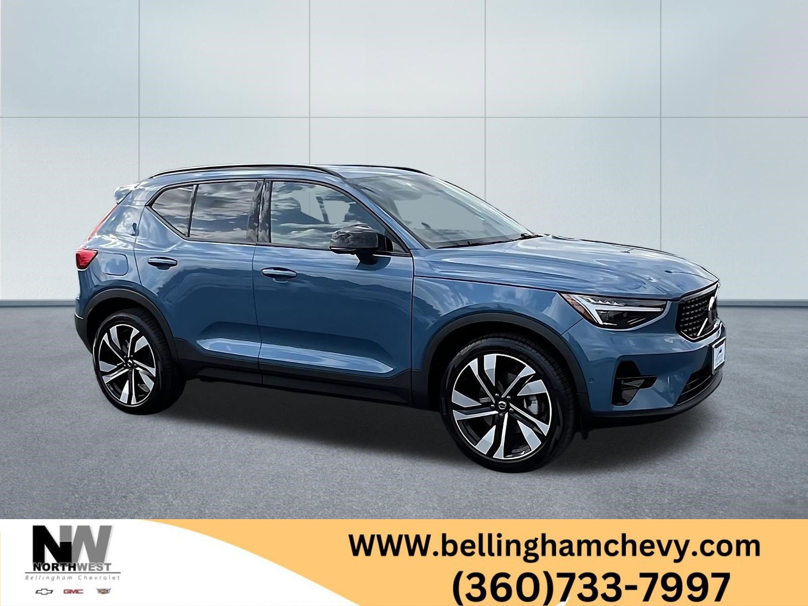 2025 Volvo XC40 Ultra