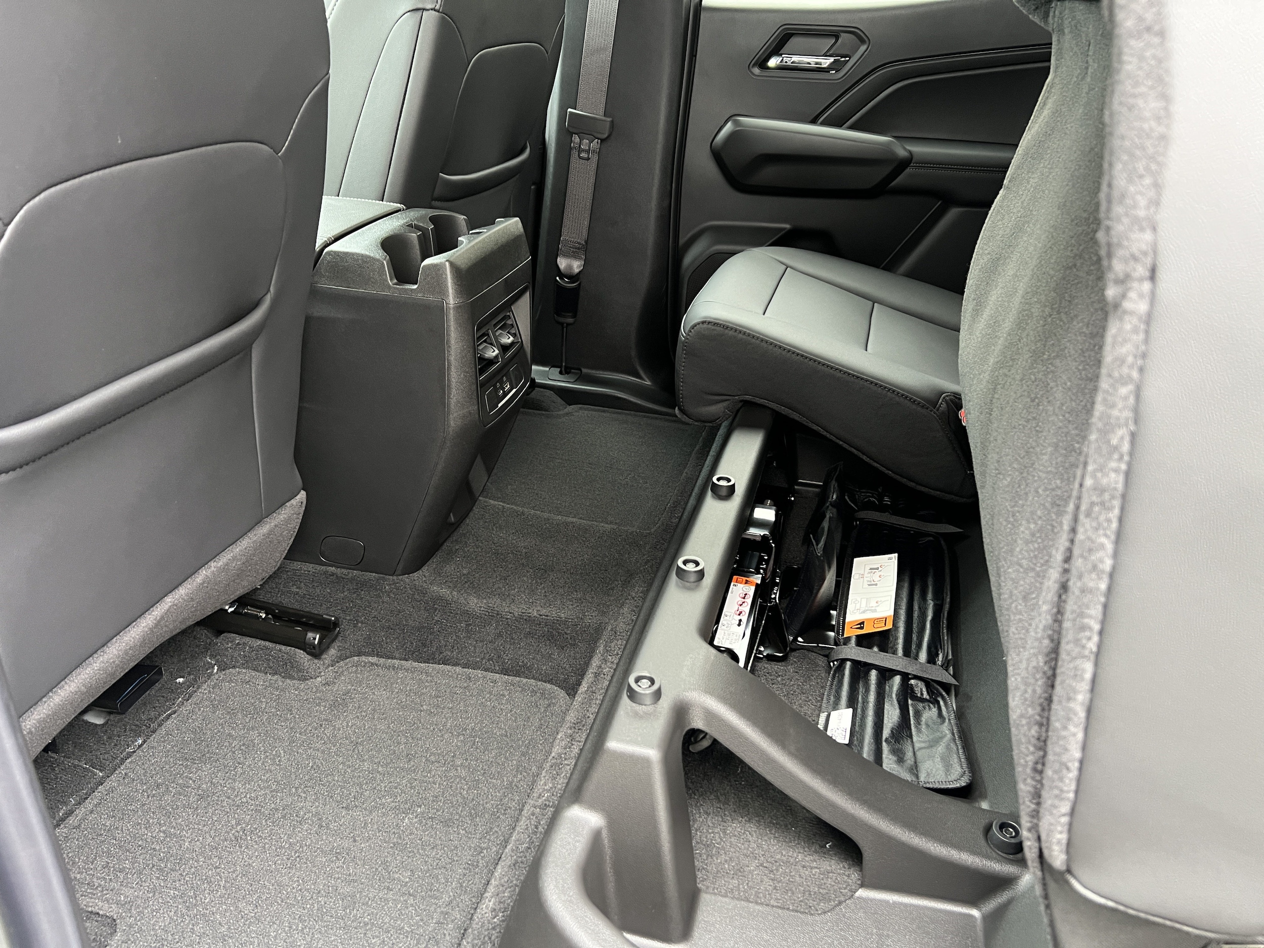 2026 GMC Canyon Elevation - Photo 18