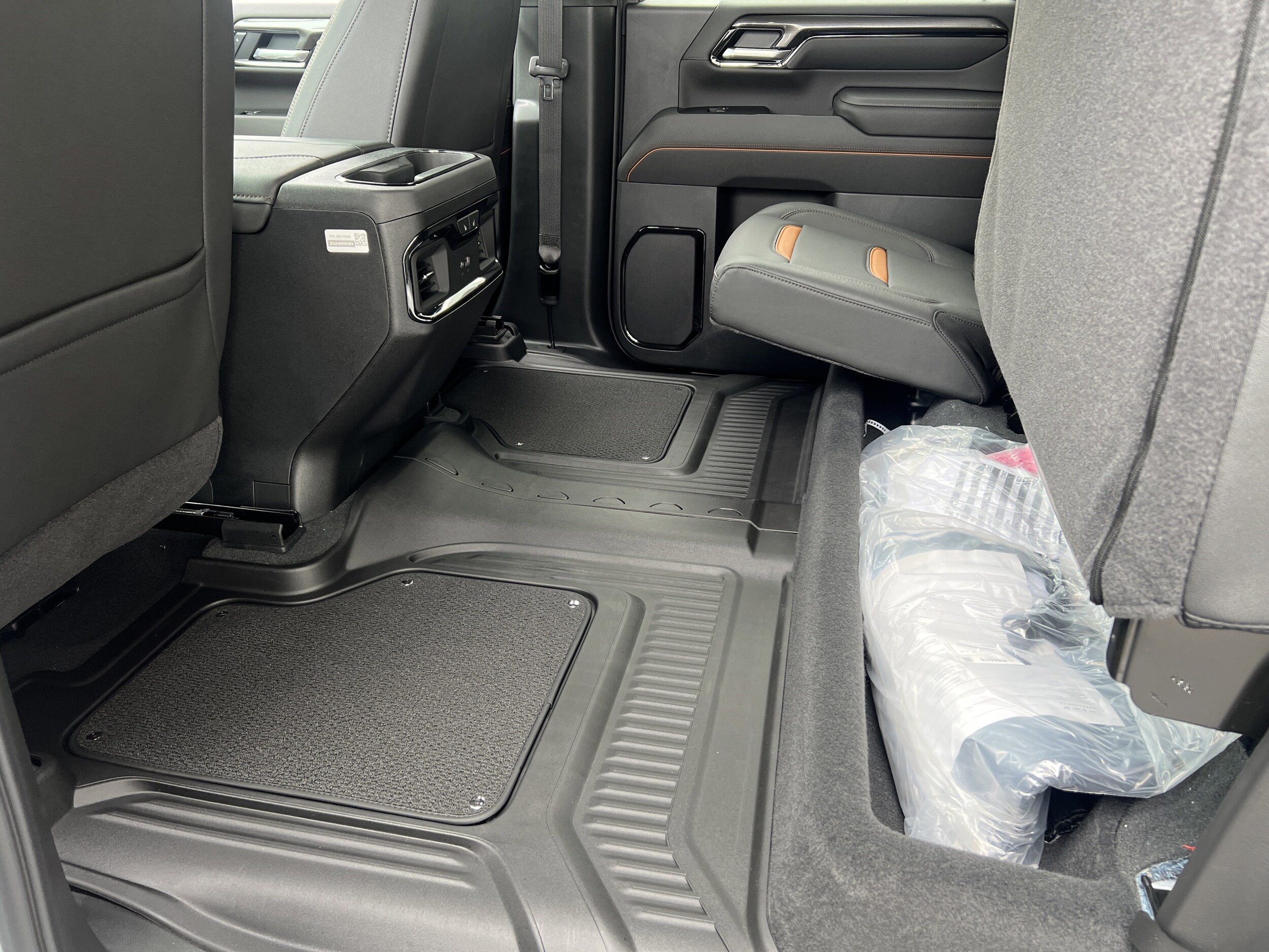 2026 GMC Sierra 2500HD AT4 - Photo 17