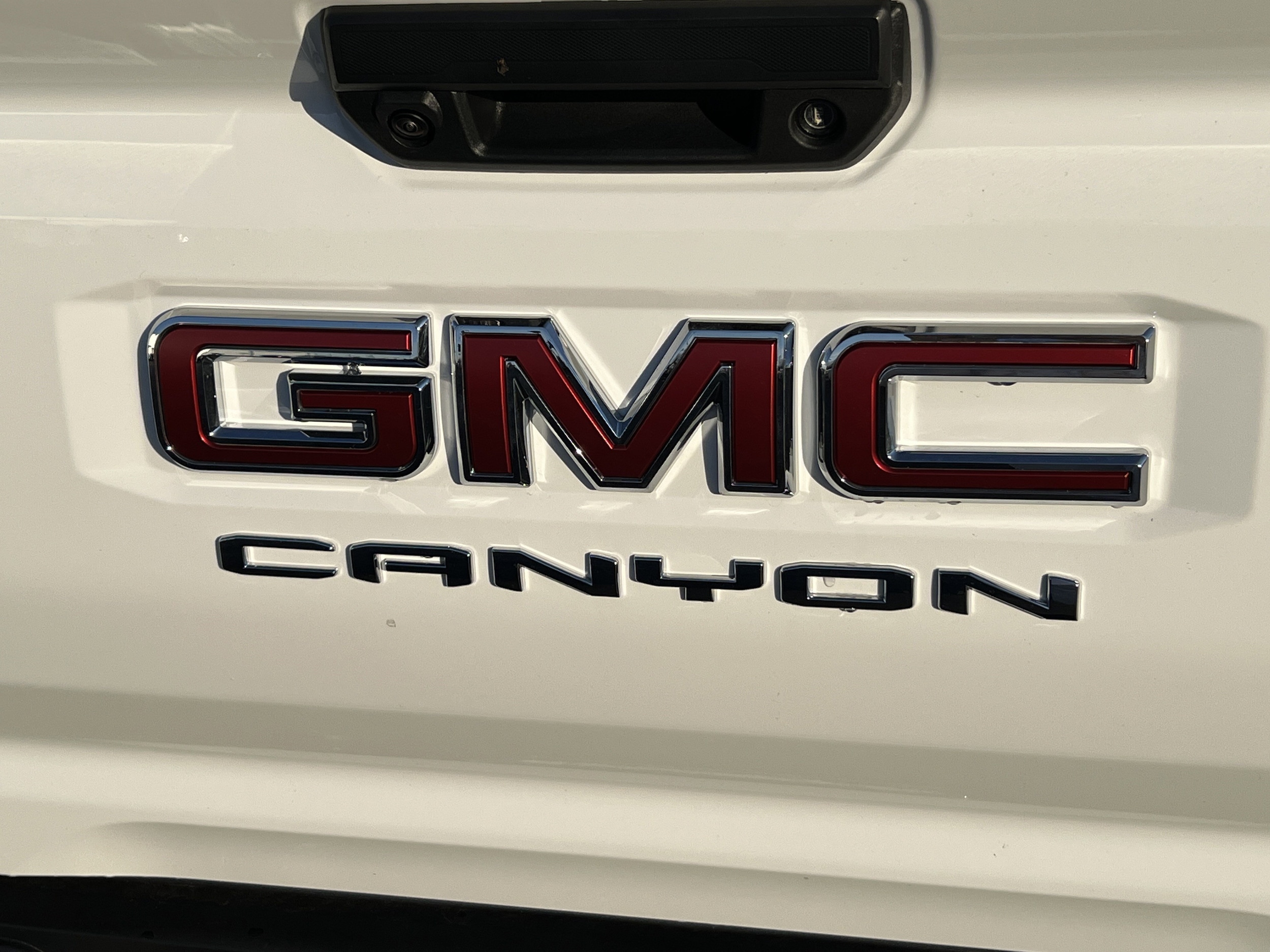 2026 GMC Canyon Elevation - Photo 8