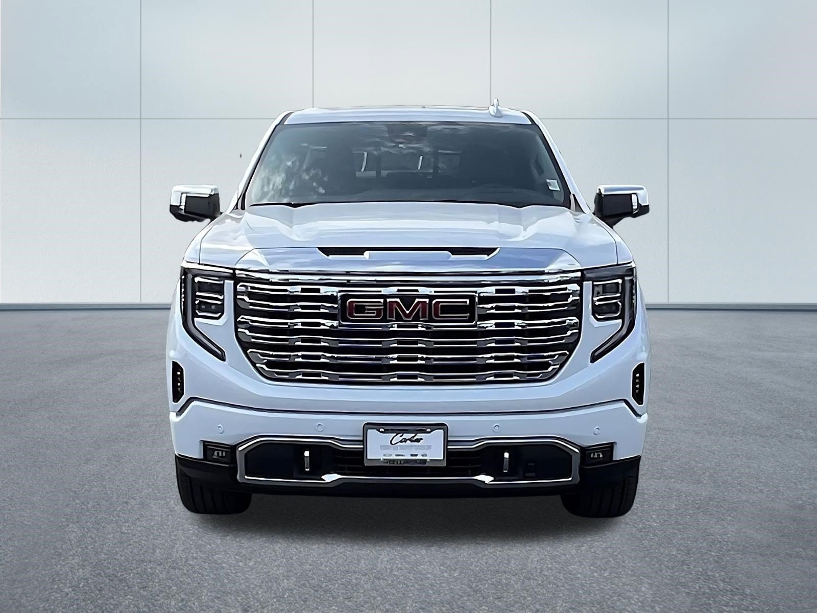 2026 GMC Sierra 1500 Denali - Photo 2