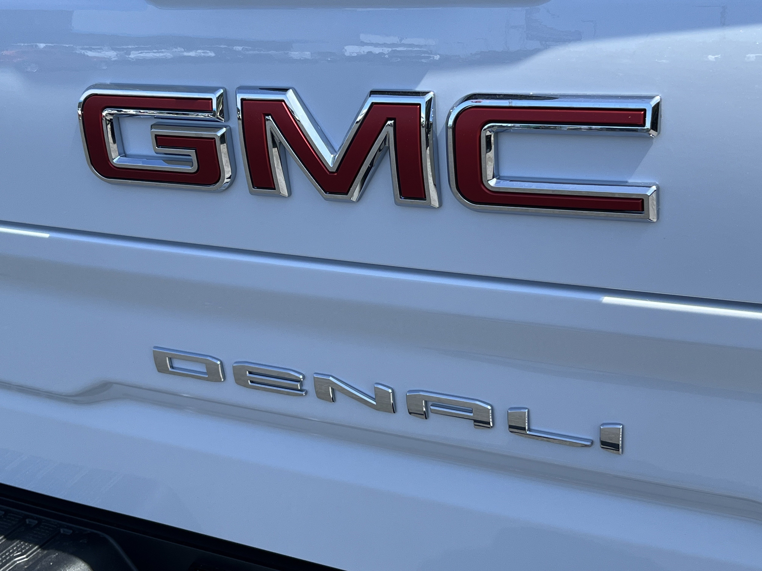 2026 GMC Sierra 1500 Denali - Photo 8
