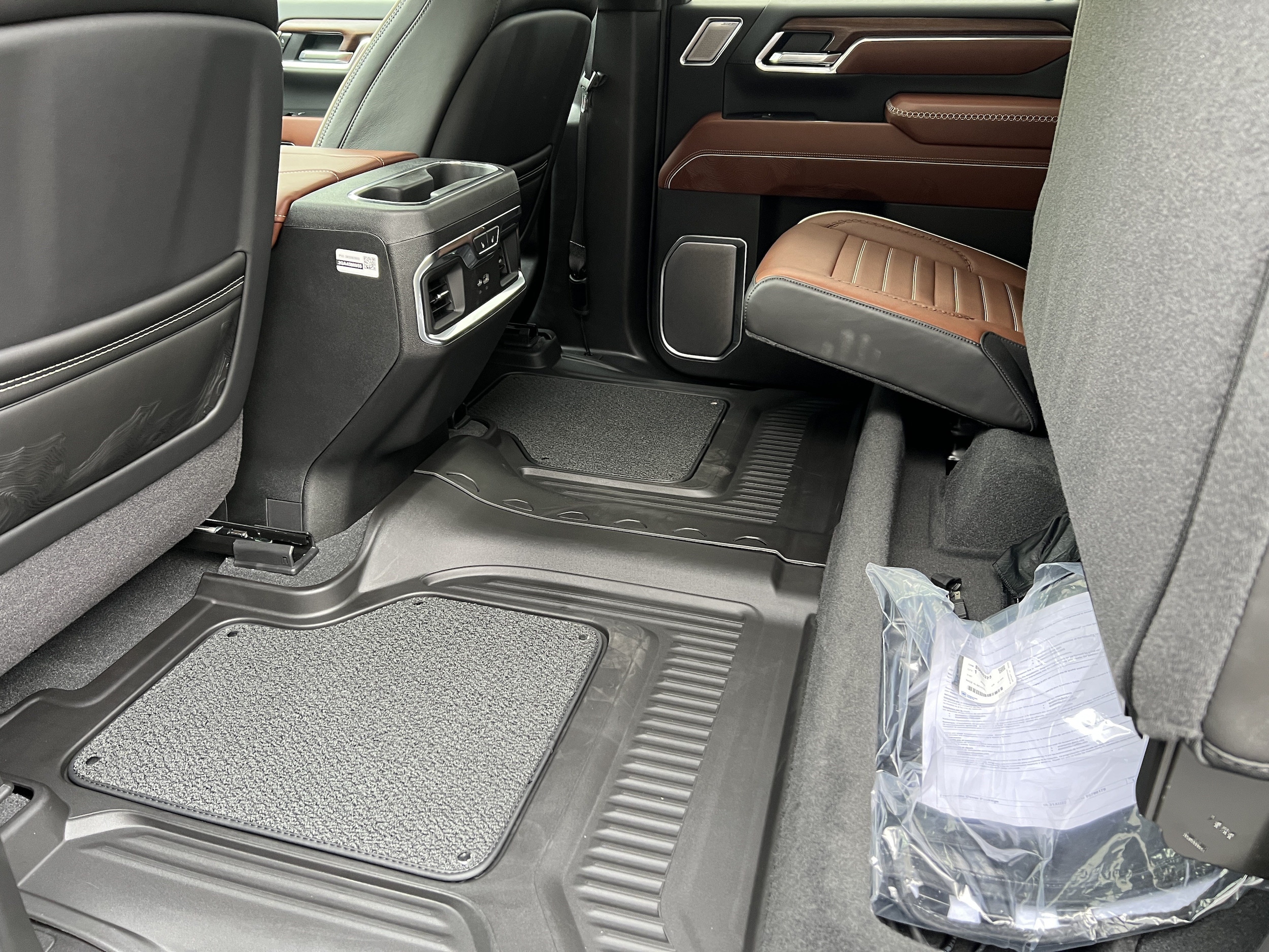 2026 GMC Sierra 3500HD Denali Ultimate - Photo 19