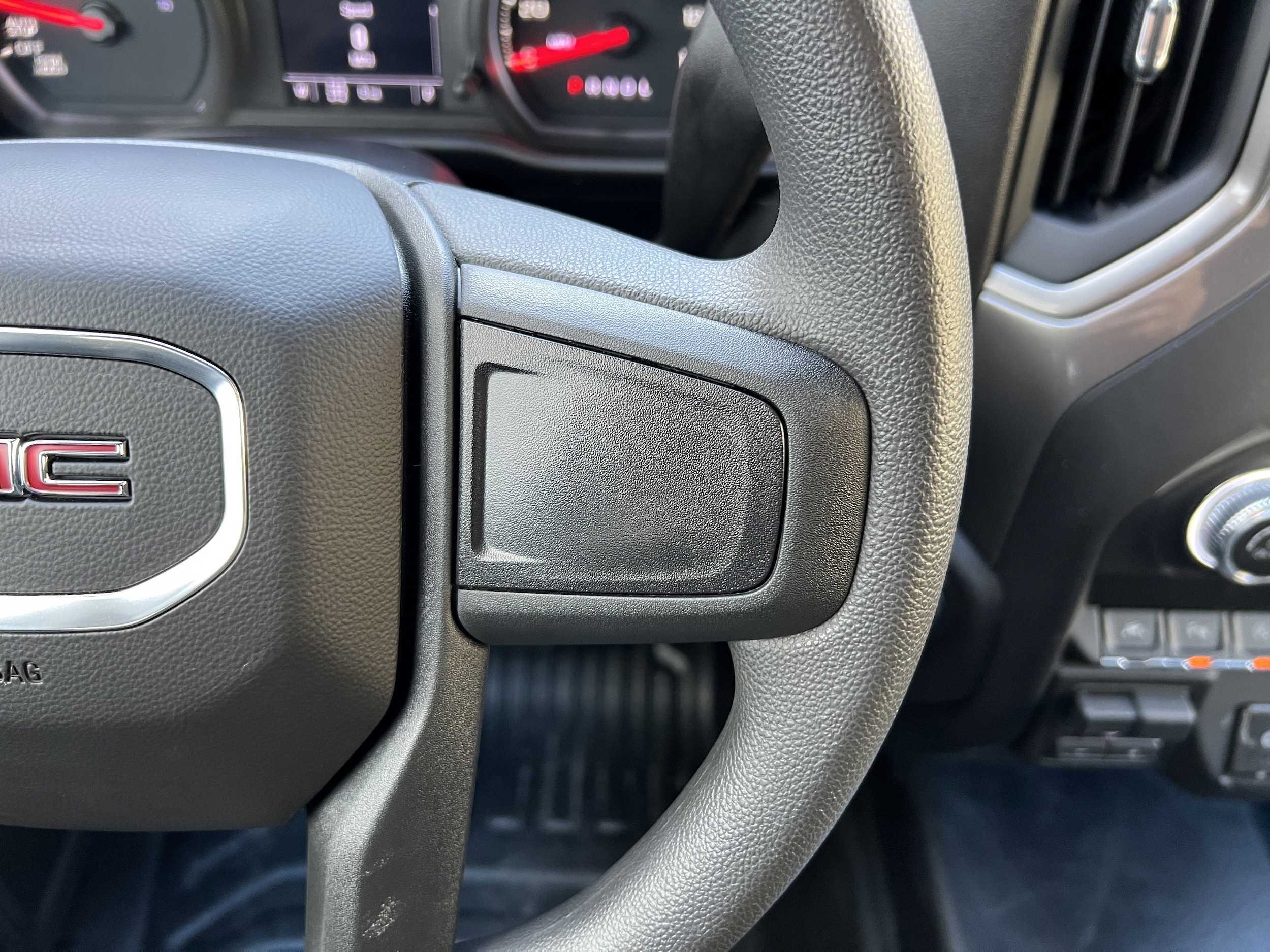 2026 GMC Sierra 1500 Pro - Photo 25